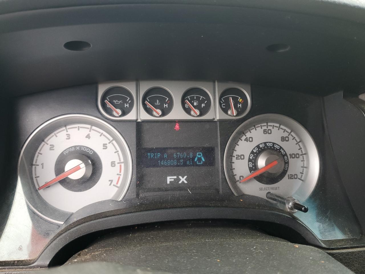 2010 Ford F150 Super Cab VIN: 1FTFX1EV1AKC00410 Lot: 63900334