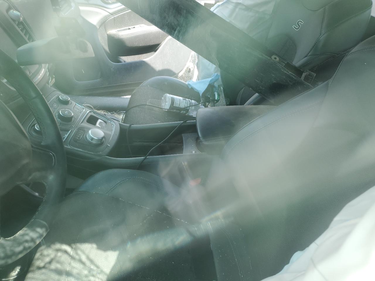 2016 Chrysler 200 - Image 7