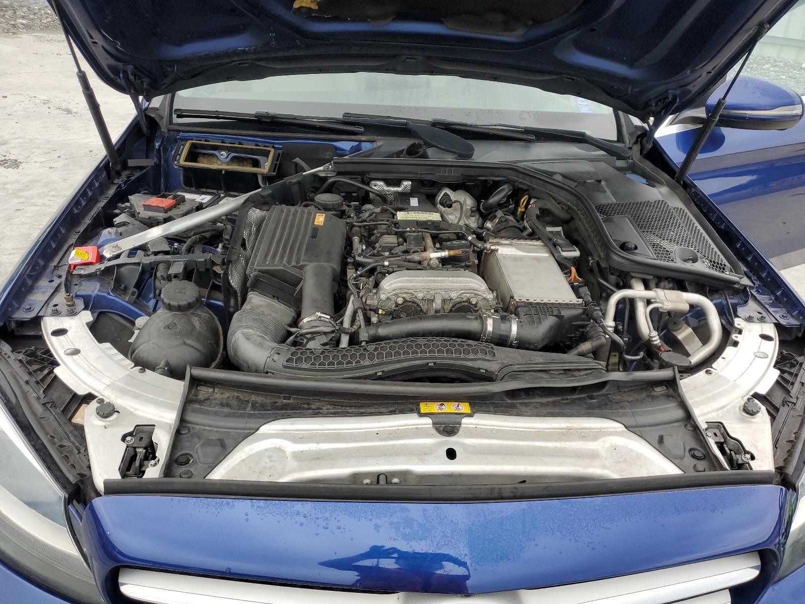 55SWF4JB9HU191056 2017 Mercedes-Benz C 300