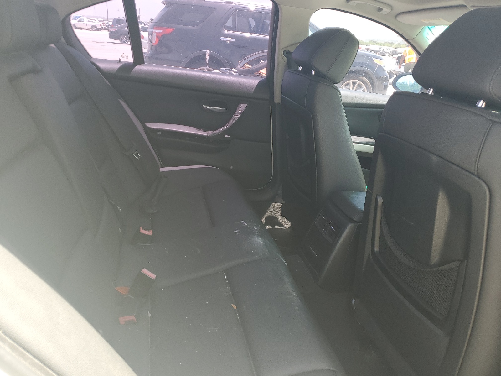 WBAVA37508NL52917 2008 BMW 328 I