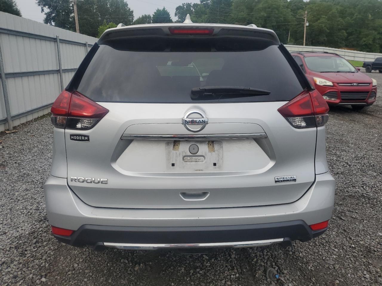 2019 Nissan Rogue S VIN: 5N1AT2MT3KC799880 Lot: 64357324