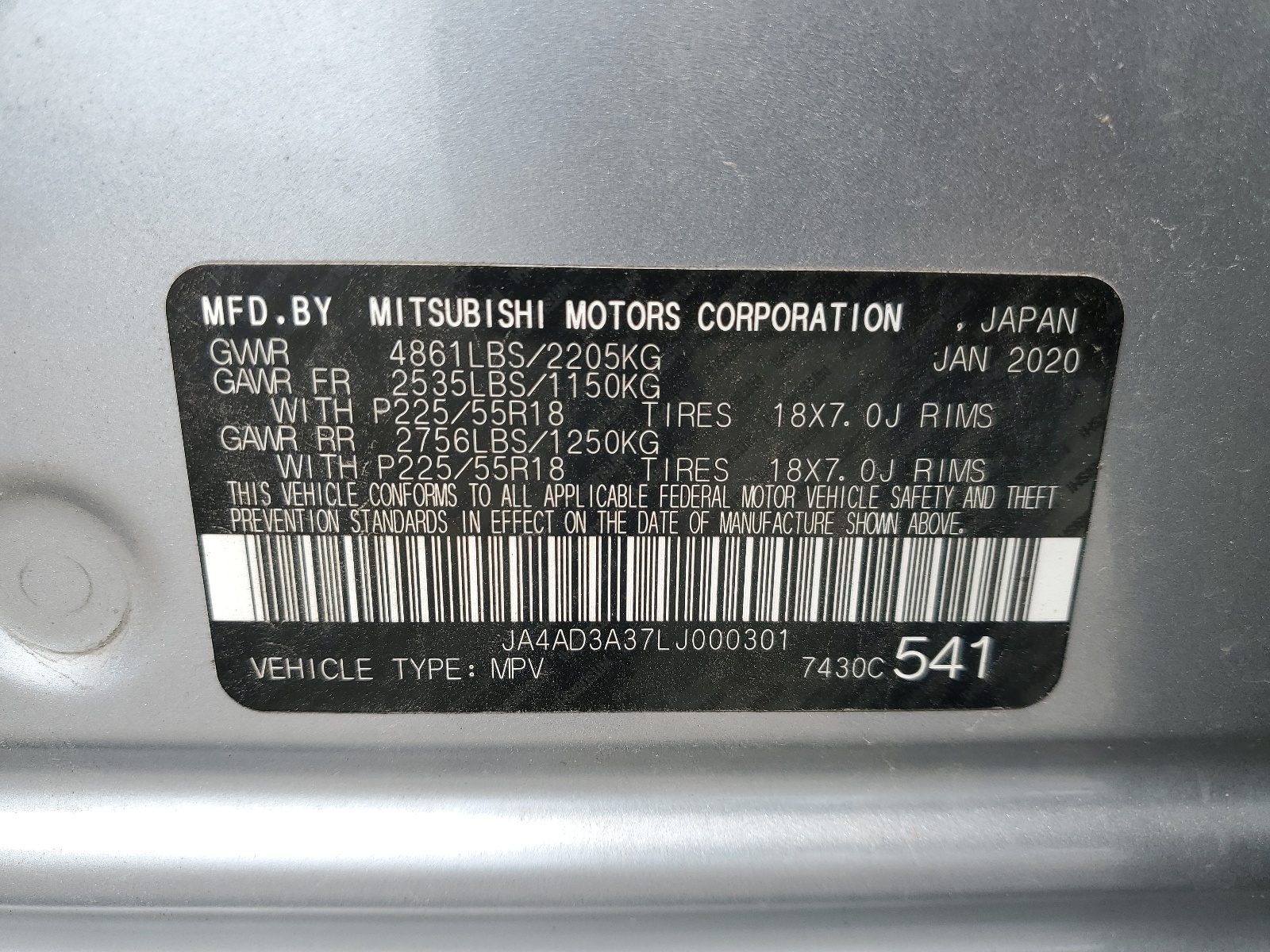 JA4AD3A37LJ000301 2020 Mitsubishi Outlander Se