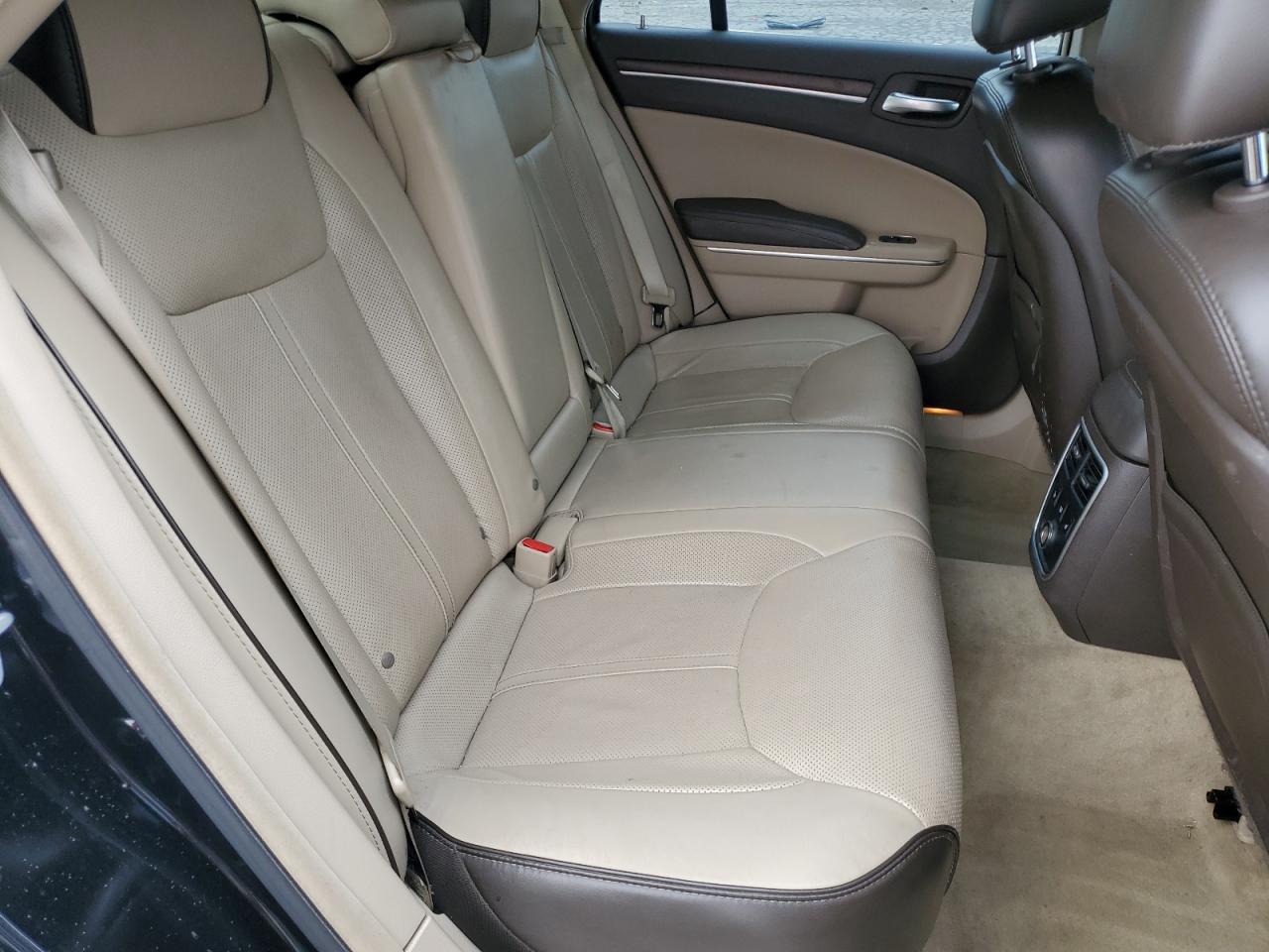 2013 Chrysler 300C Luxury VIN: 2C3CCAPT9DH513649 Lot: 64466834