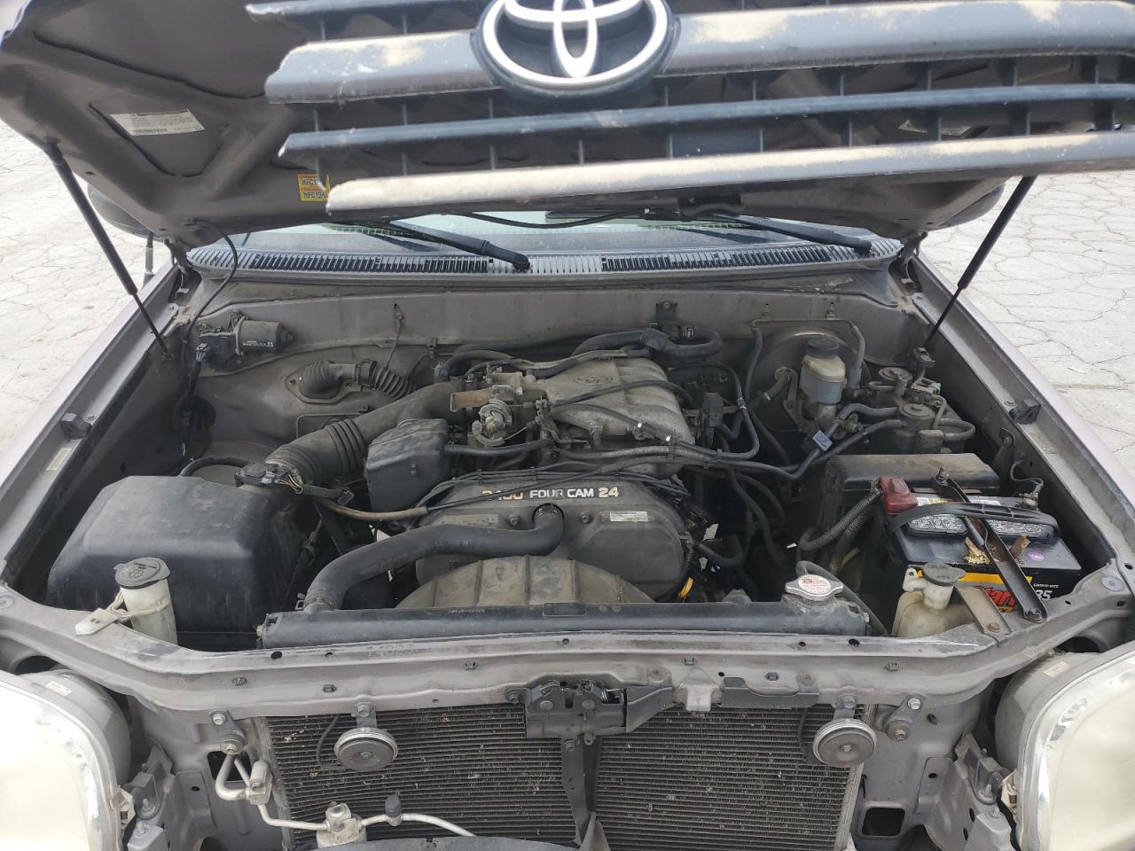 2000 Toyota Tundra VIN: 5TBJN3213YS029992 Lot: 64050884