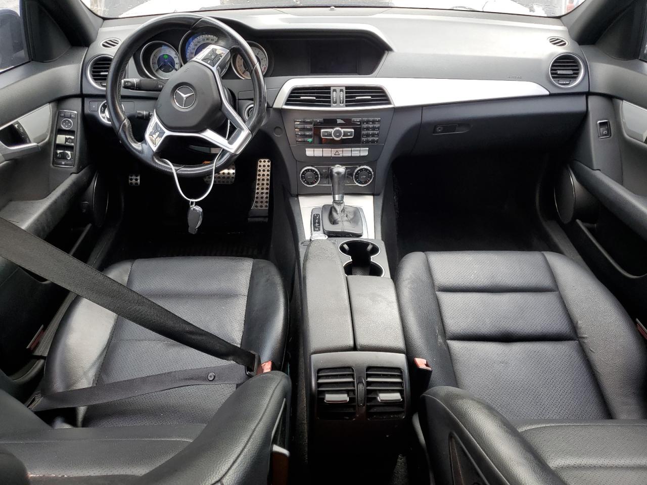 2013 Mercedes-Benz C 250 VIN: WDDGF4HB1DR245990 Lot: 65416754