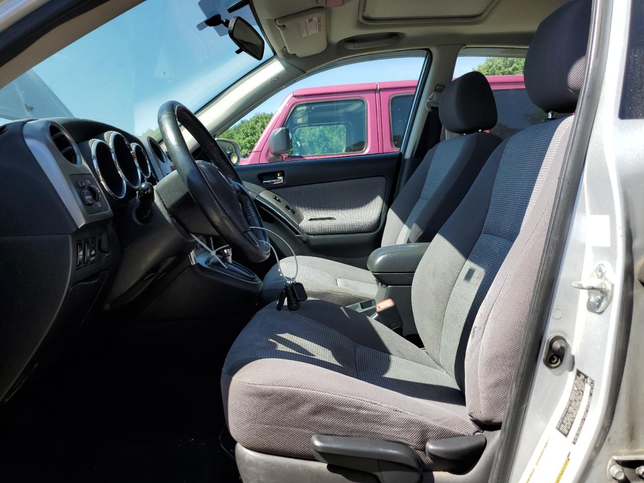 2005 Toyota Corolla Matrix Base VIN: 2T1LR30EX5C494512 Lot: 63413154