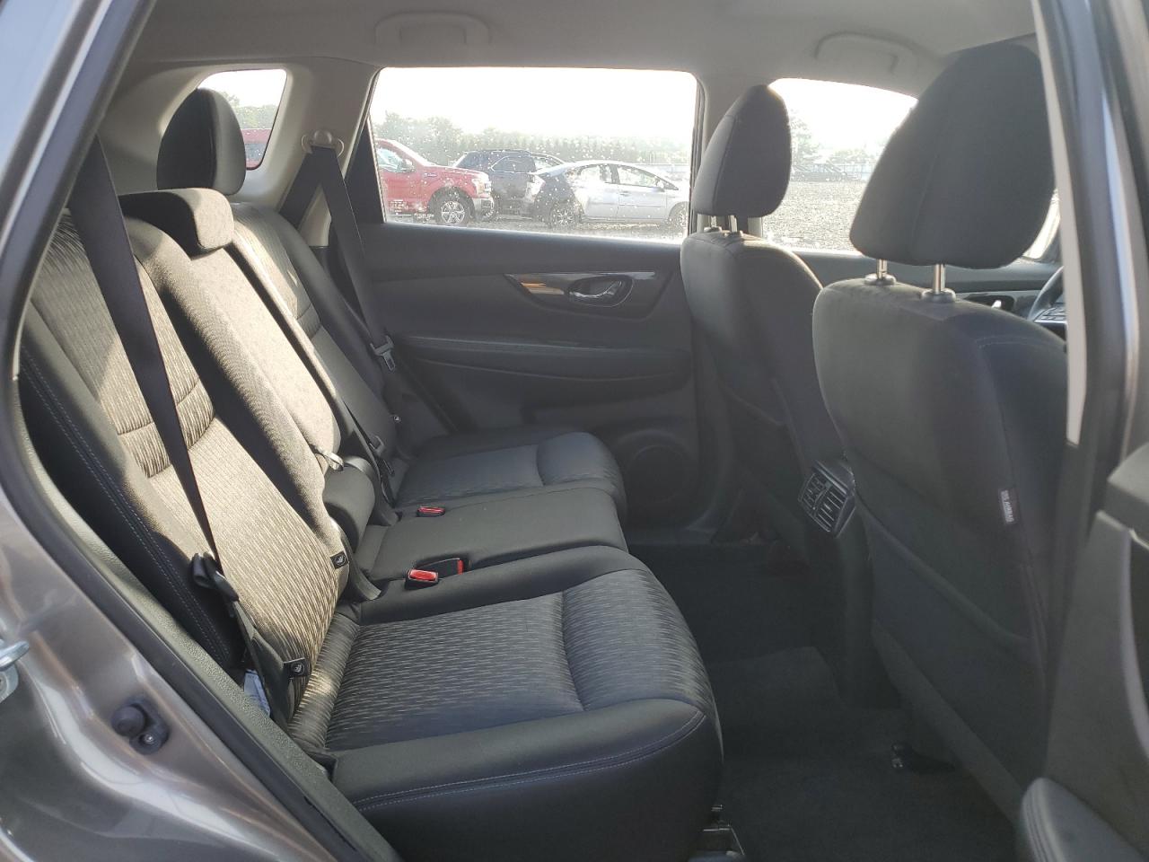 2017 Nissan Rogue S VIN: JN8AT2MV6HW263524 Lot: 64061934