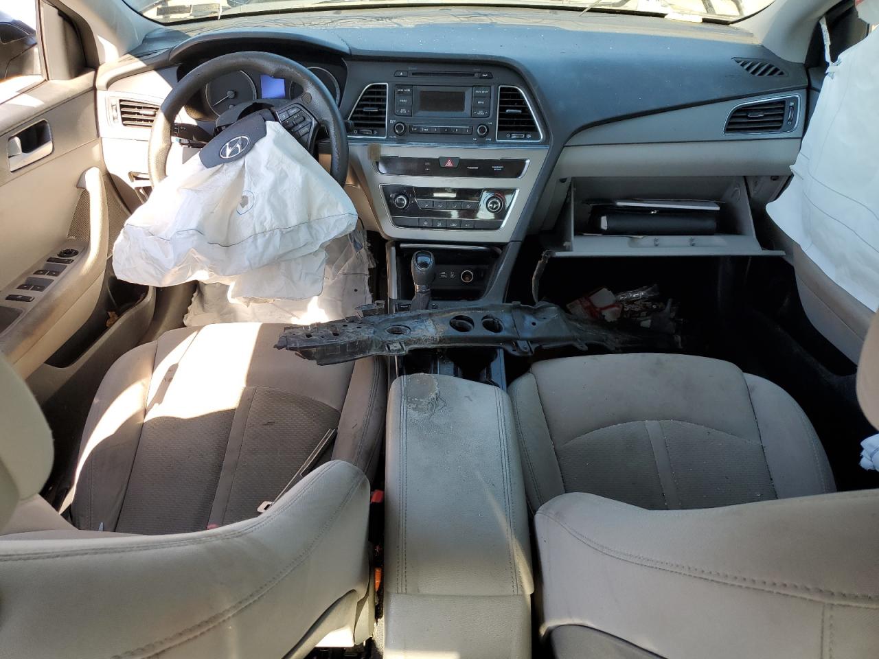 2015 Hyundai Sonata Se VIN: 5NPE24AF6FH260098 Lot: 61540194