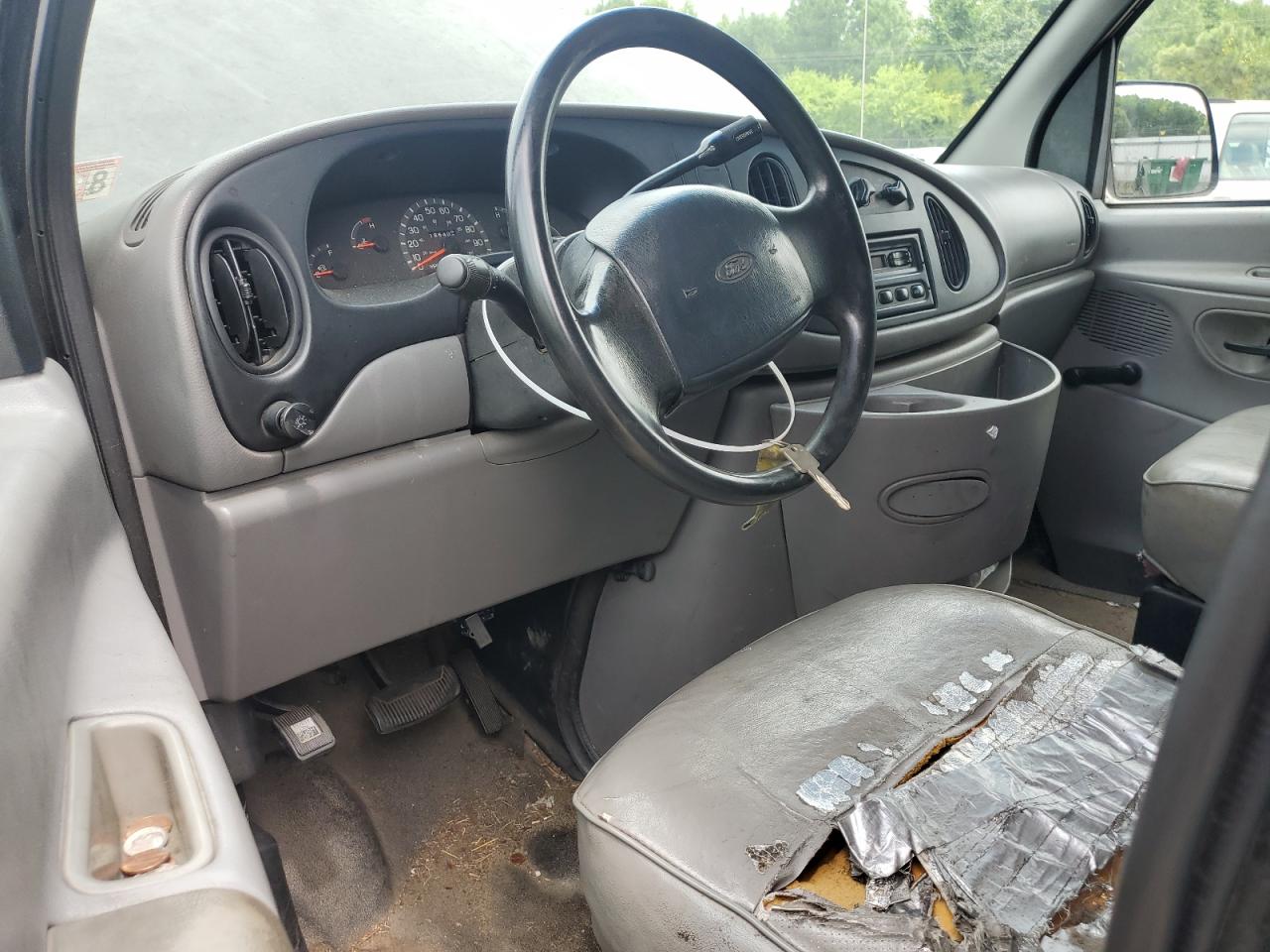 1998 Ford Econoline E150 Van VIN: 1FTRE1421WHB47674 Lot: 63609864