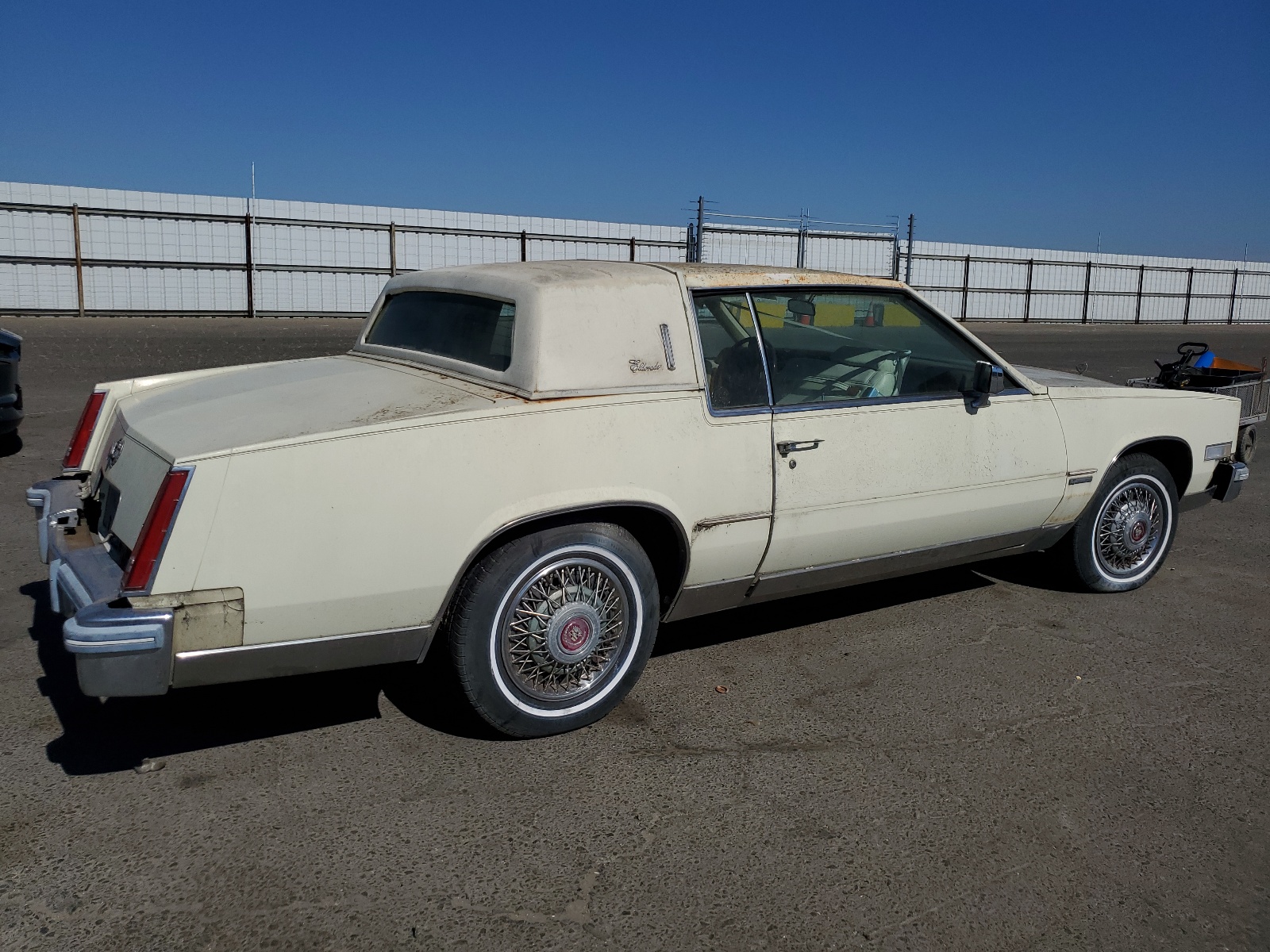 1G6AL579XBE613944 1981 Cadillac Eldorado