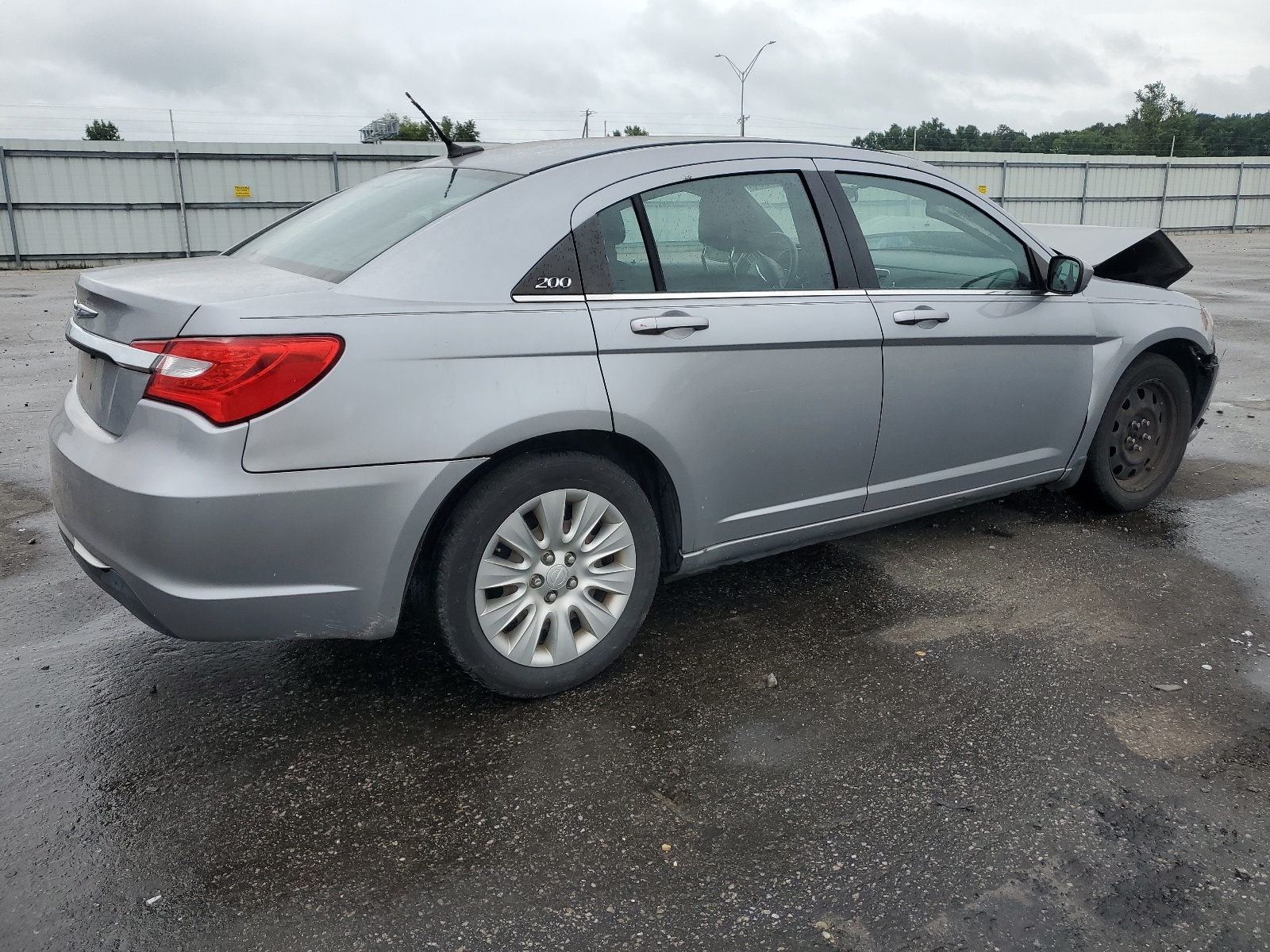 2014 Chrysler 200 Lx vin: 1C3CCBAB4EN208333