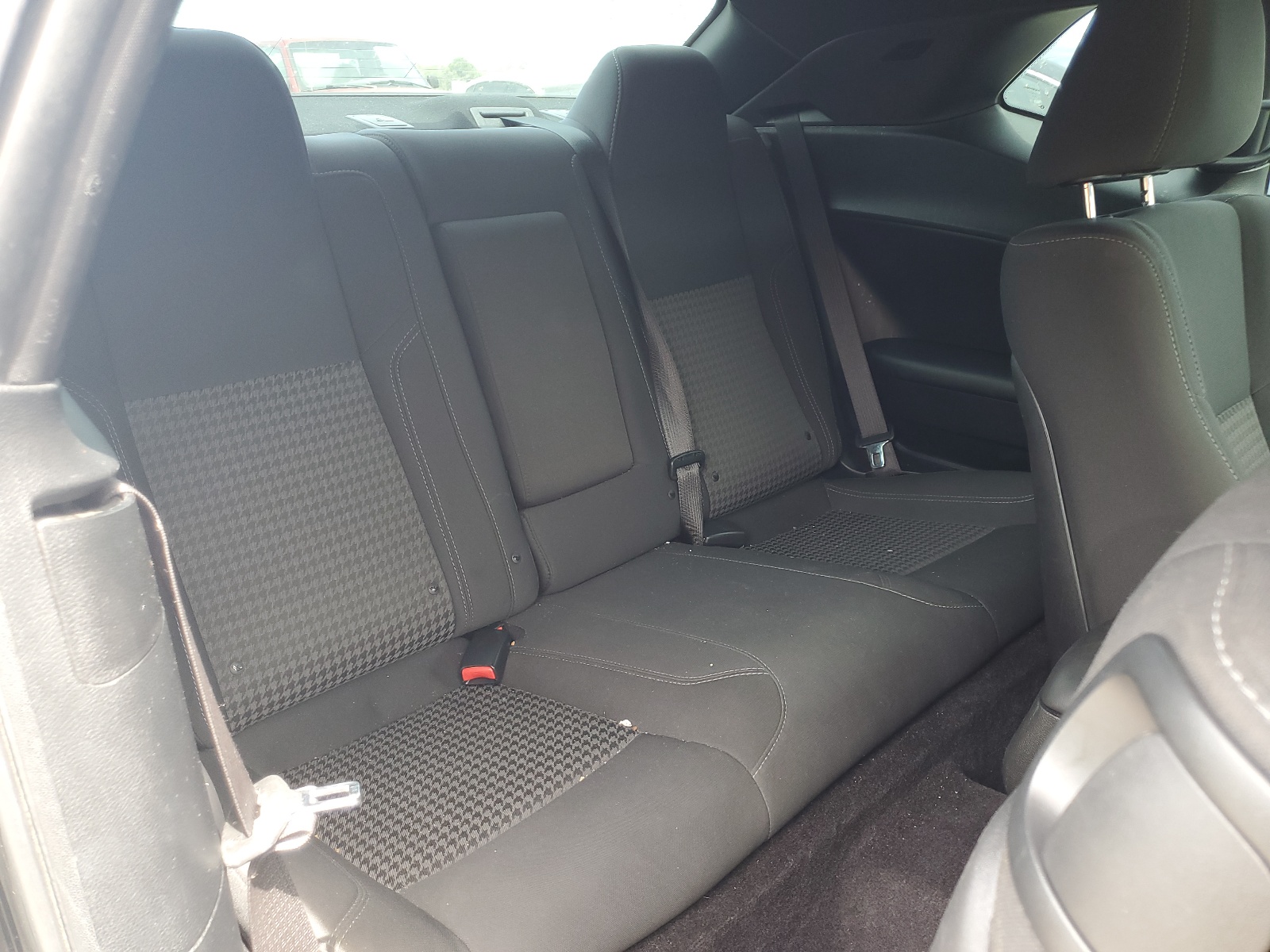 2C3CDZAG5KH530324 2019 Dodge Challenger Sxt