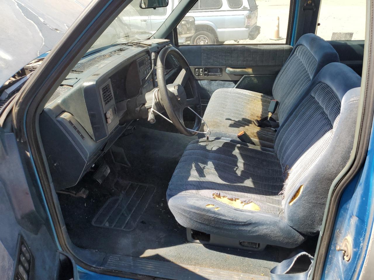 1991 Chevrolet Gmt-400 C1500 VIN: 2GCEC19KXM1226855 Lot: 63320324