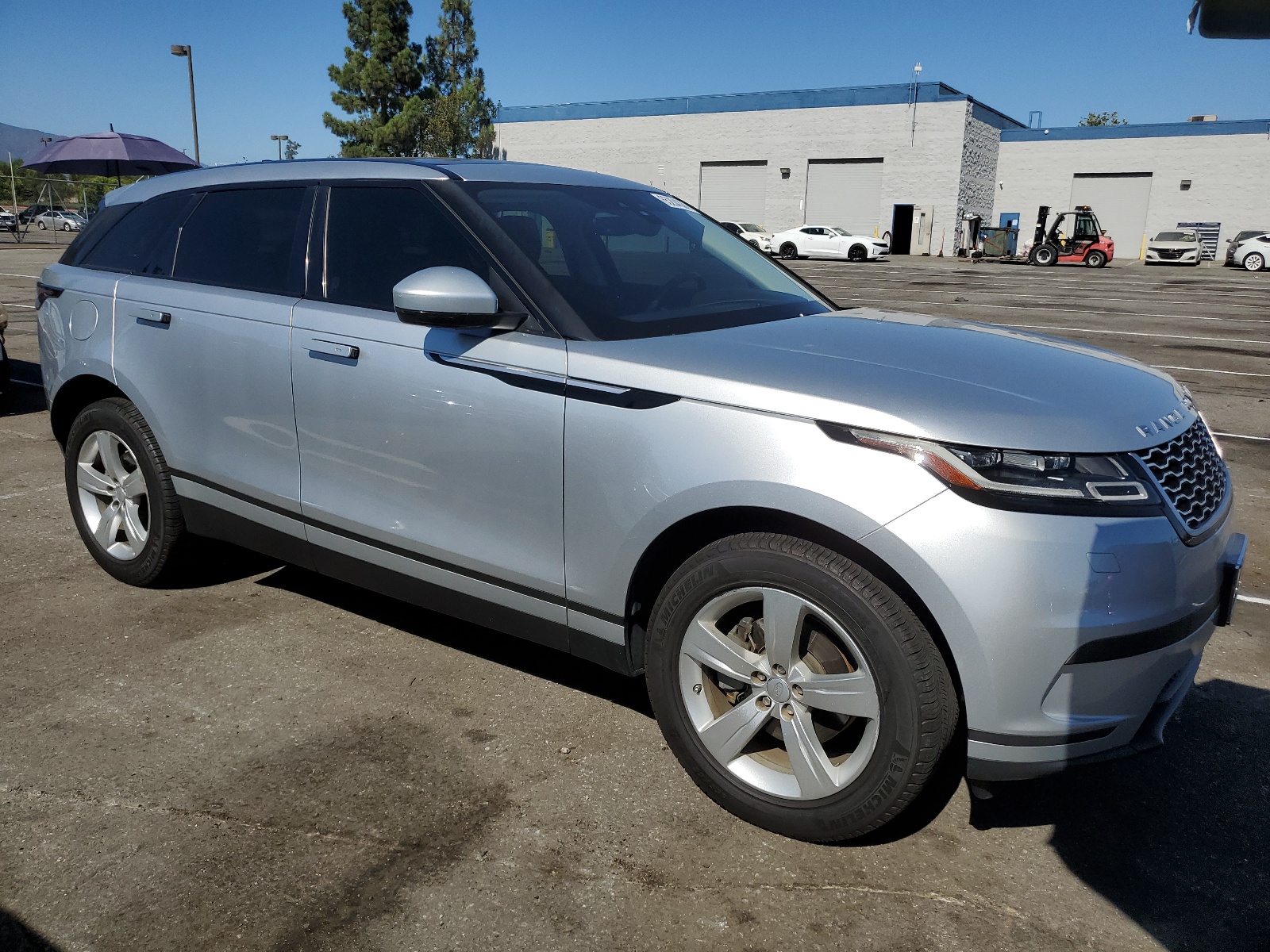 2018 Land Rover Range Rover Velar S vin: SALYB2RX0JA737759