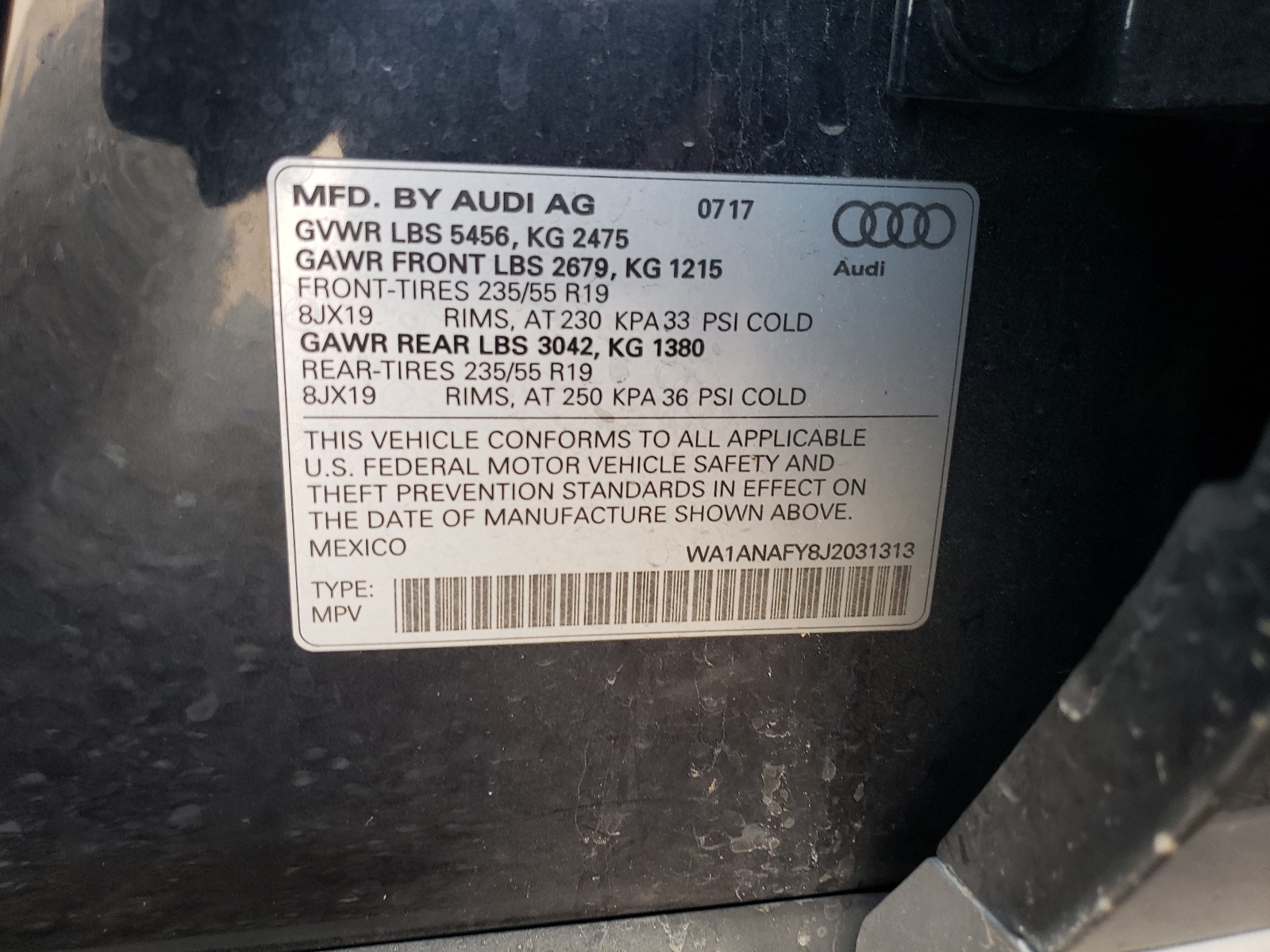 WA1ANAFY8J2031313 2018 Audi Q5 Premium