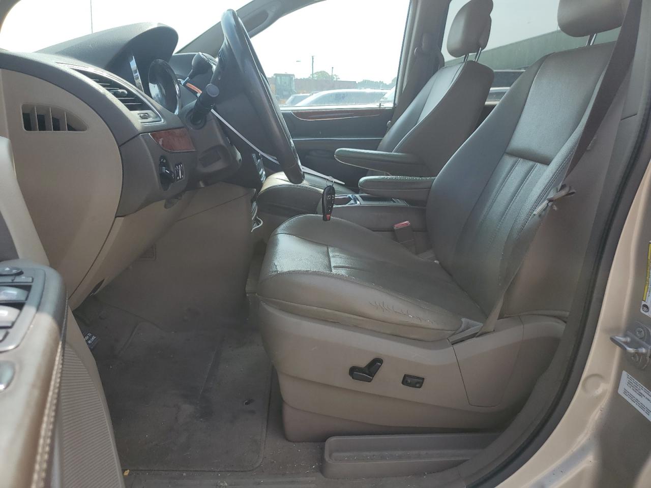 2014 Chrysler Town & Country Touring VIN: 2C4RC1BG8ER434212 Lot: 64589054