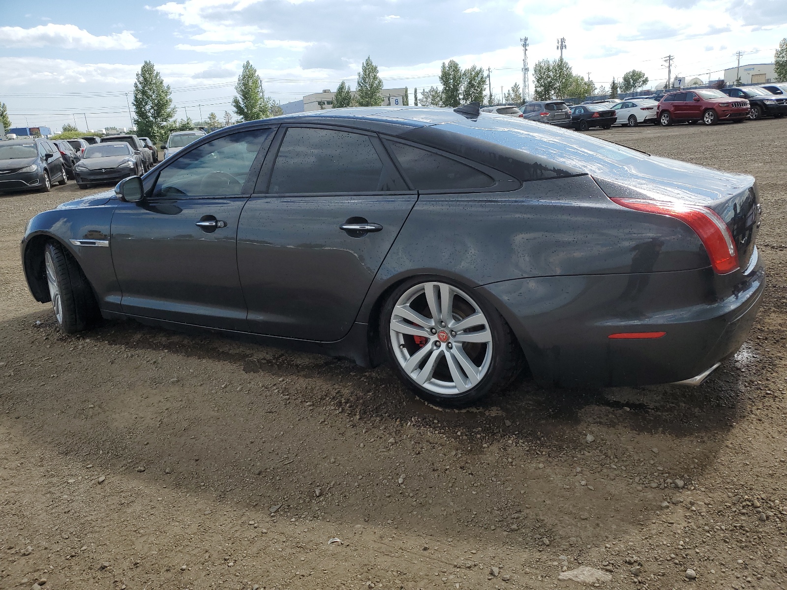 2014 Jaguar Xj vin: SAJXJ1CD3E8V74540