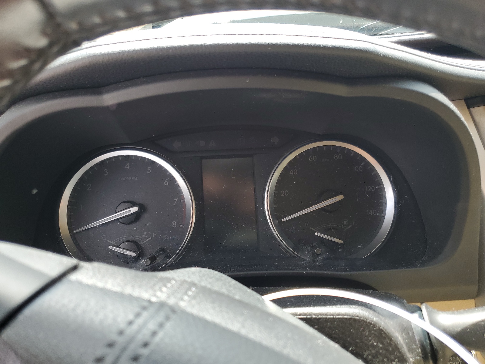 5TDJZRFH8KS582540 2019 Toyota Highlander Se