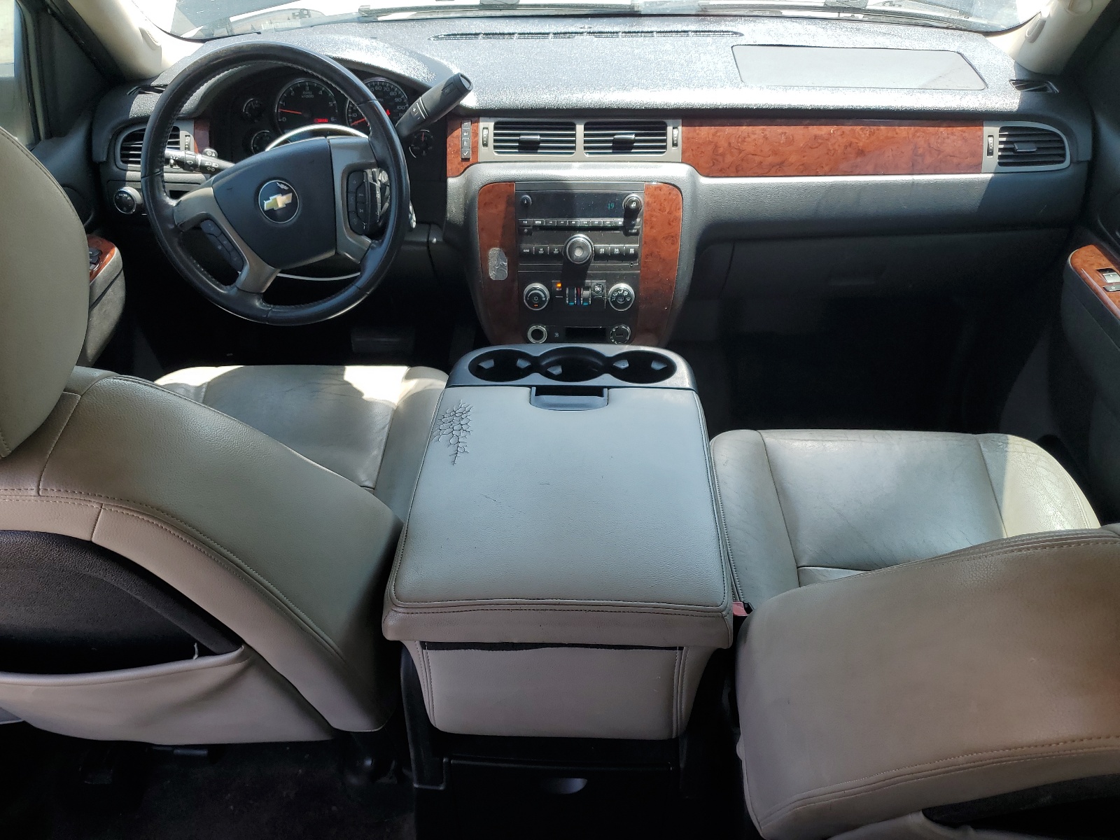 1GNSCAE02BR278192 2011 Chevrolet Tahoe C1500 Ls