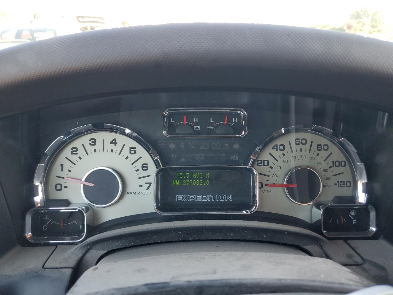 2013 Ford Expedition Limited VIN: 1FMJU2A55DEF13926 Lot: 61279414