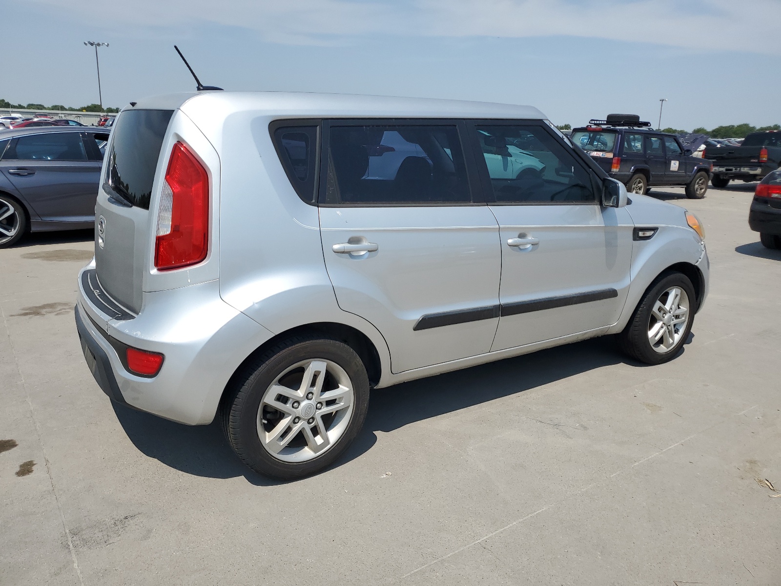 2013 Kia Soul vin: KNDJT2A59D7499069