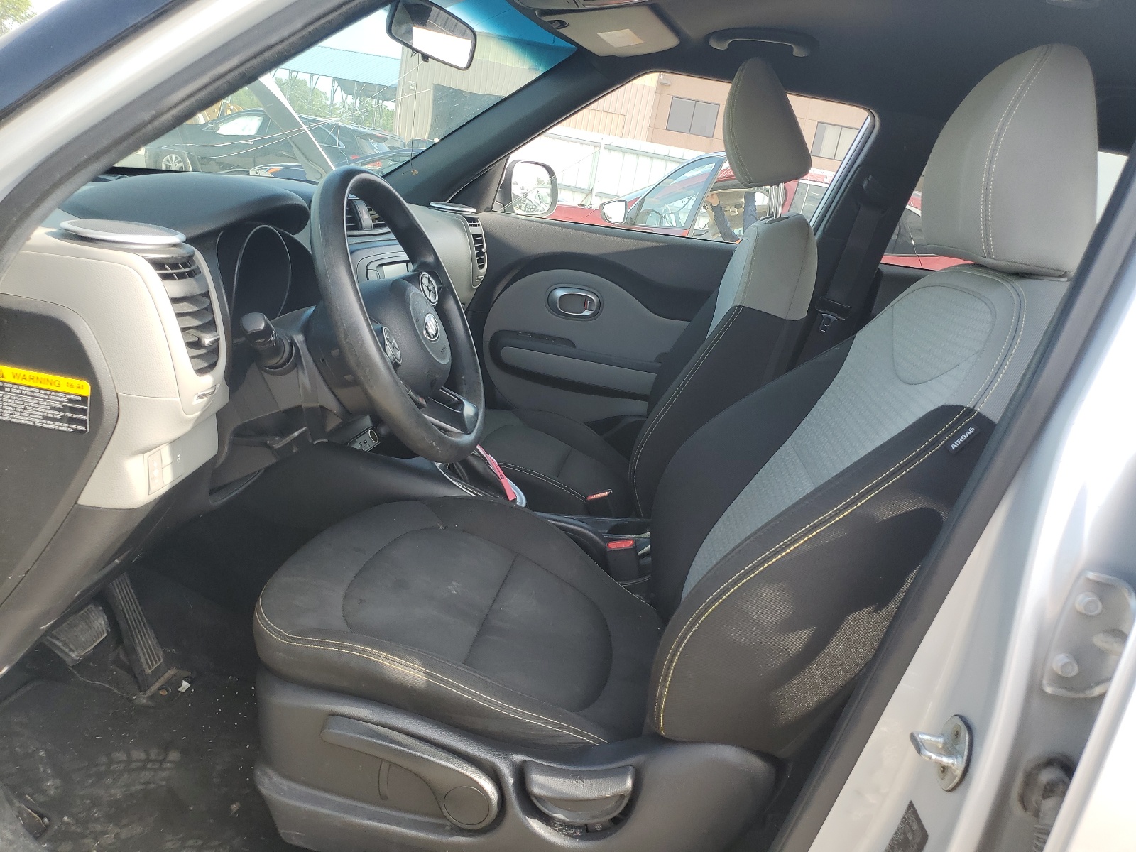 KNDJP3A56G7845237 2016 Kia Soul +