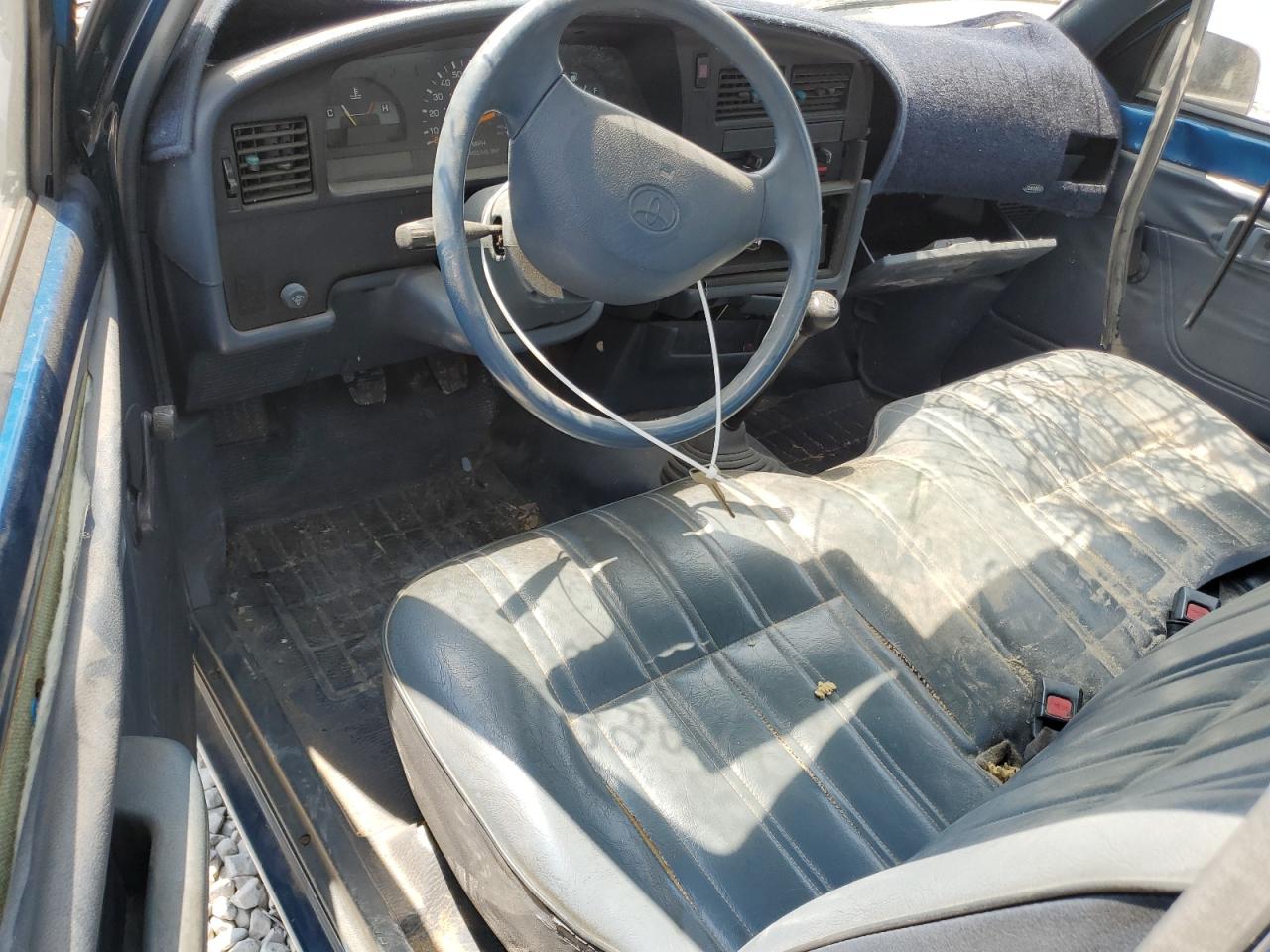 1994 Toyota Pickup 1/2 Ton Short Wheelbase Stb VIN: 4TARN81A2RZ210361 Lot: 64368494