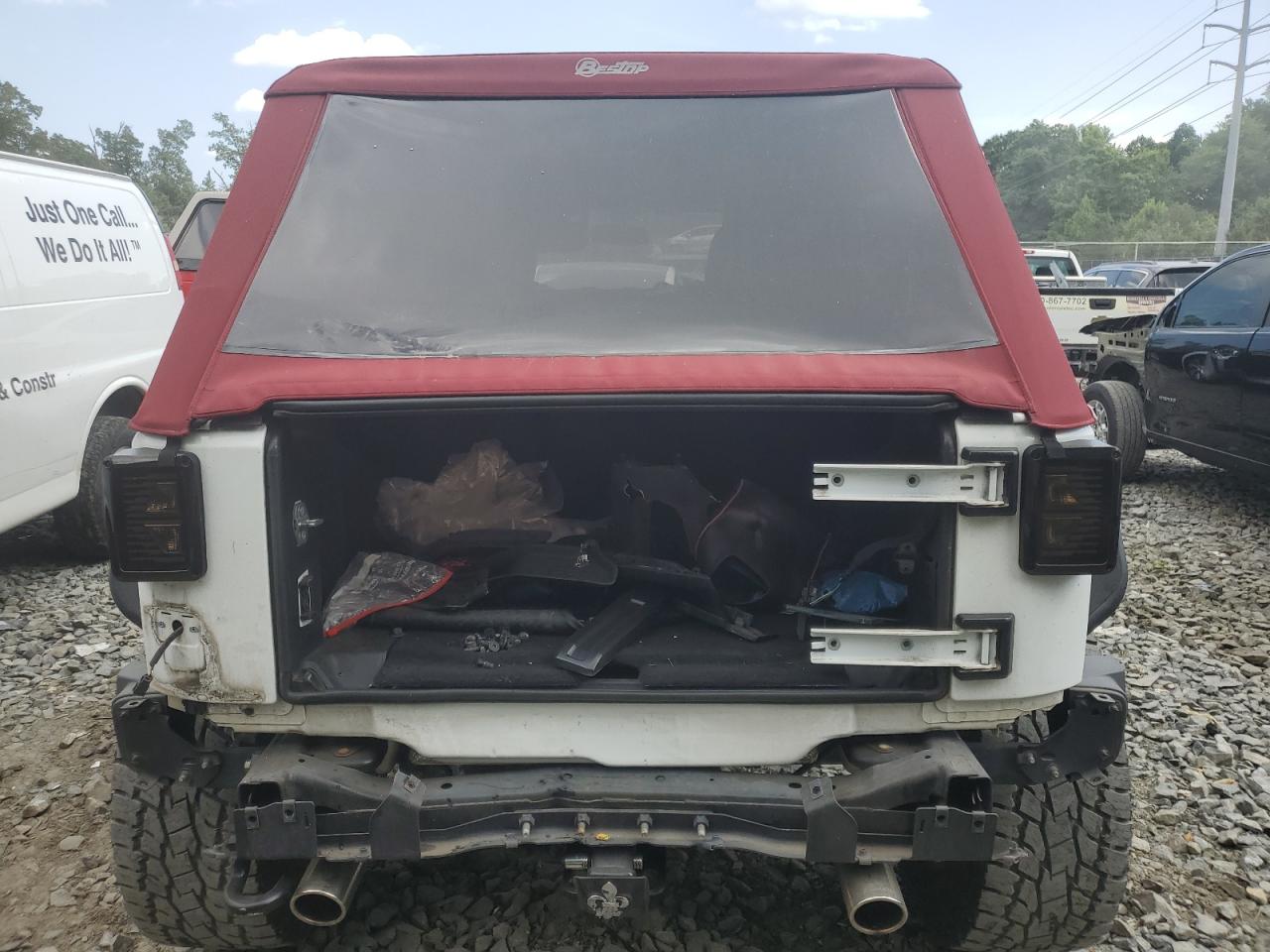 2016 Jeep Wrangler Unlimited Sport VIN: 1C4BJWDGXGL348445 Lot: 63667564