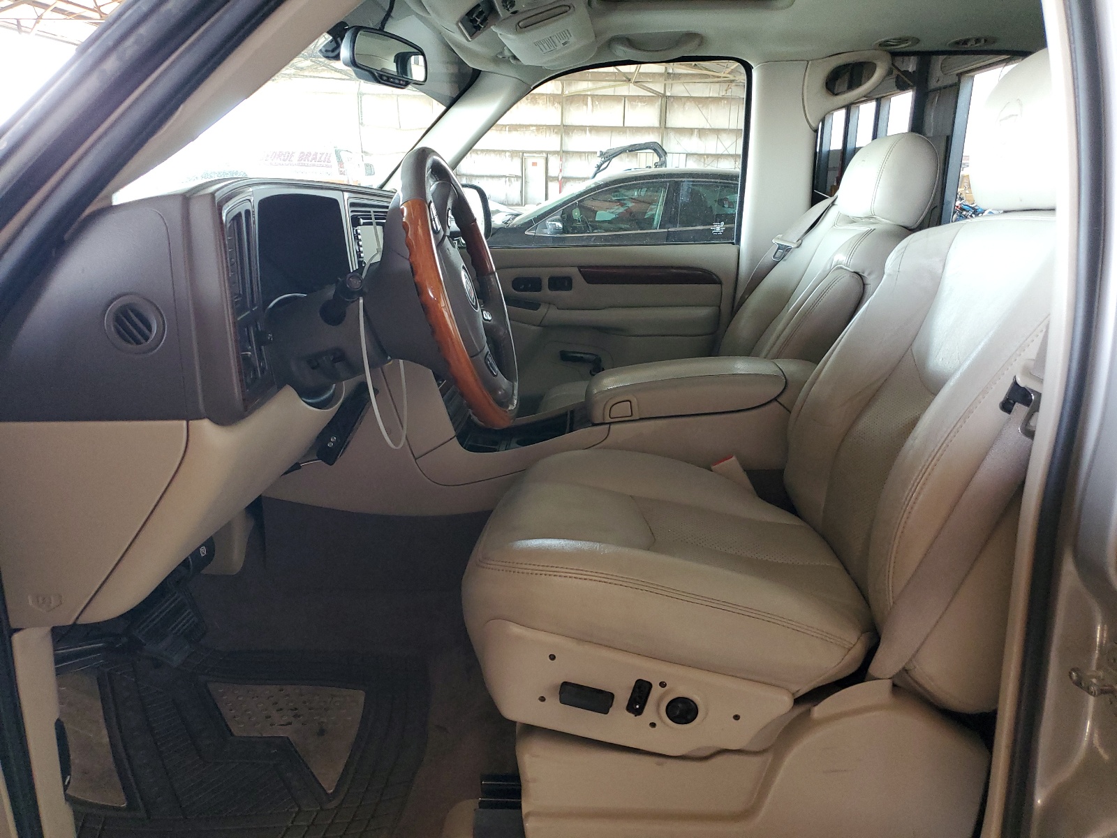 1GYEK63N74R308997 2004 Cadillac Escalade Luxury