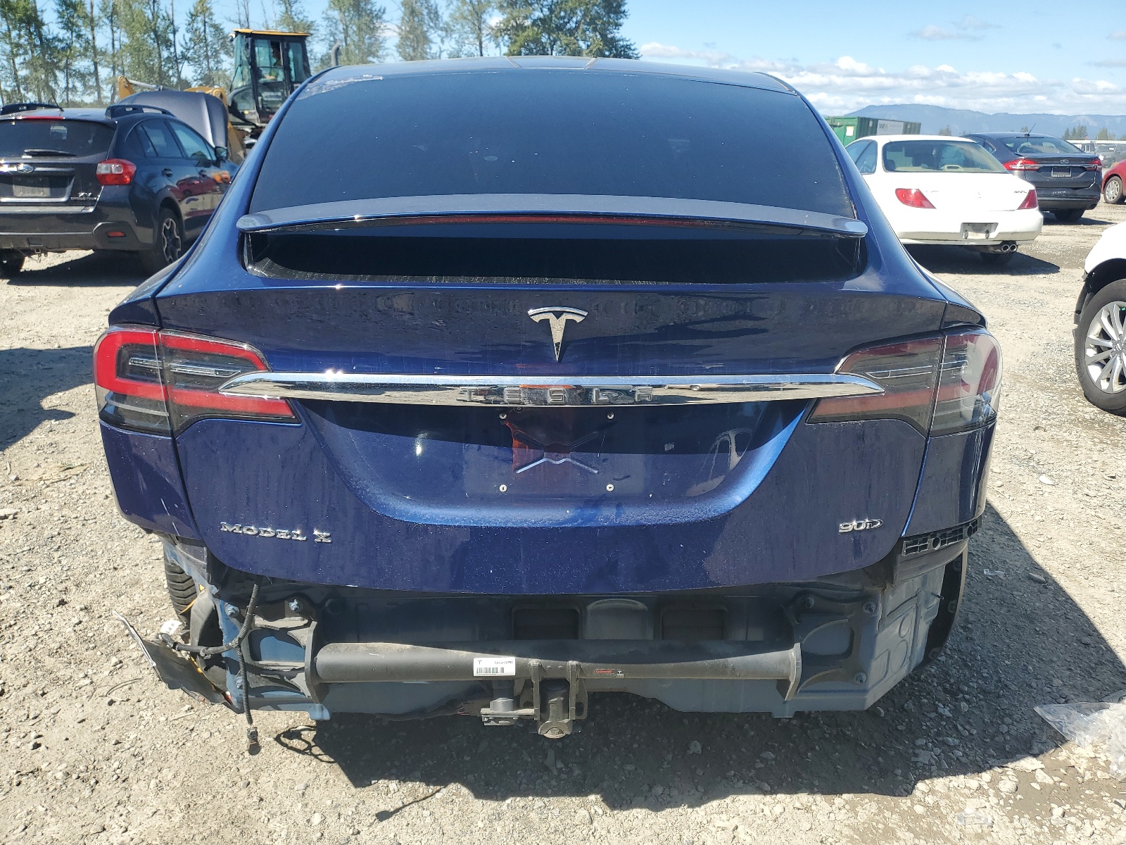 5YJXCDE21HF038163 2017 Tesla Model X