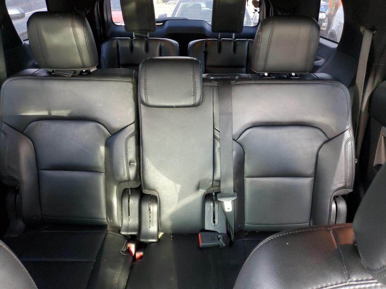 2017 Ford Explorer - Image 10