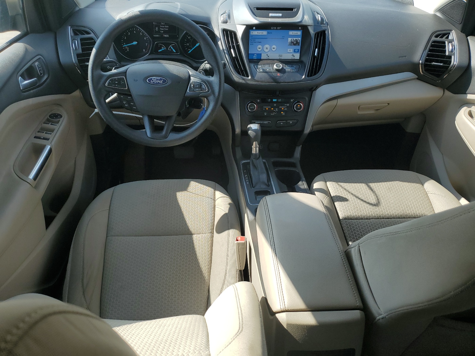 1FMCU9GDXHUD30372 2017 Ford Escape Se