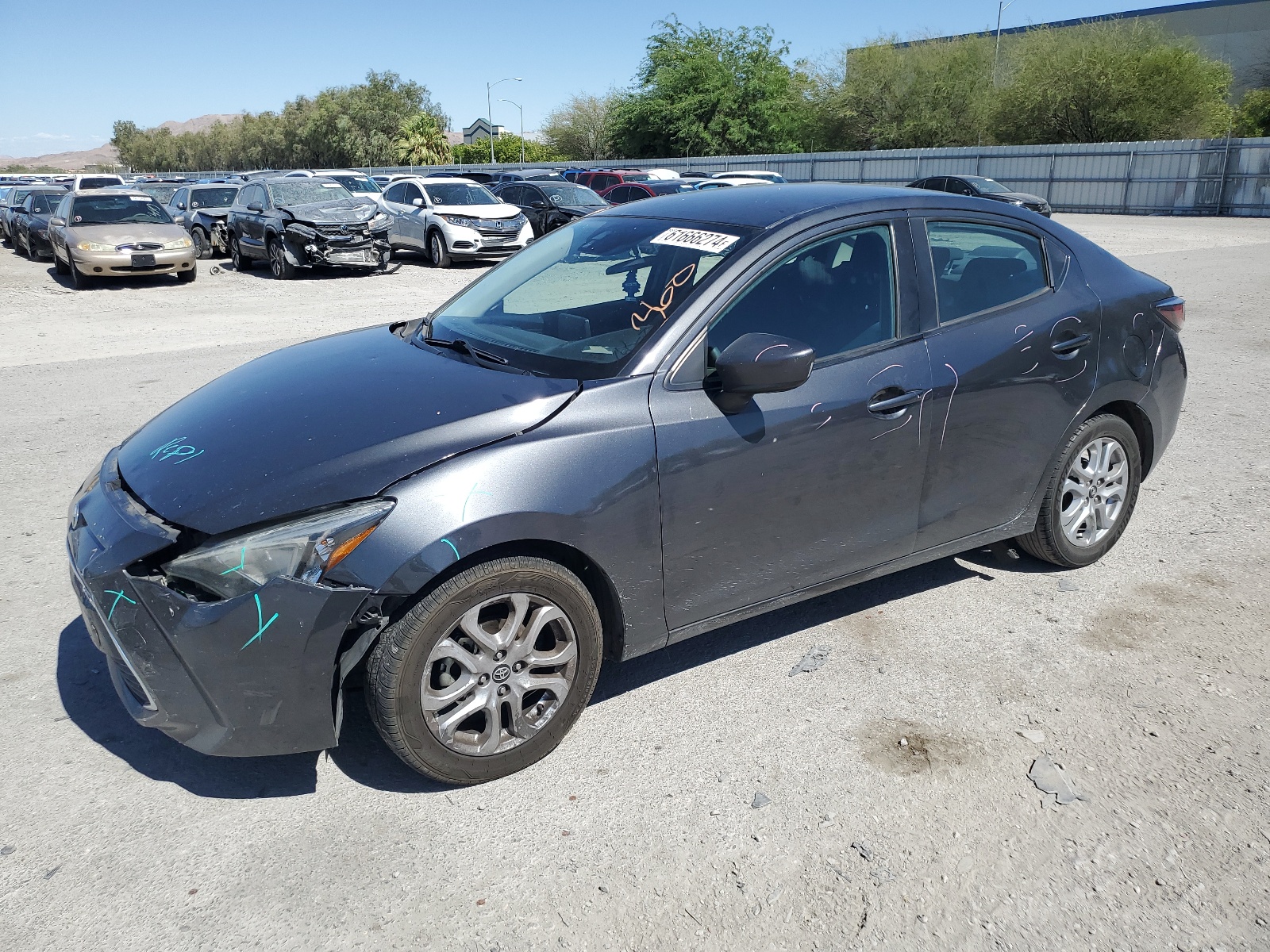 2017 Toyota Yaris Ia vin: 3MYDLBYV4HY178744