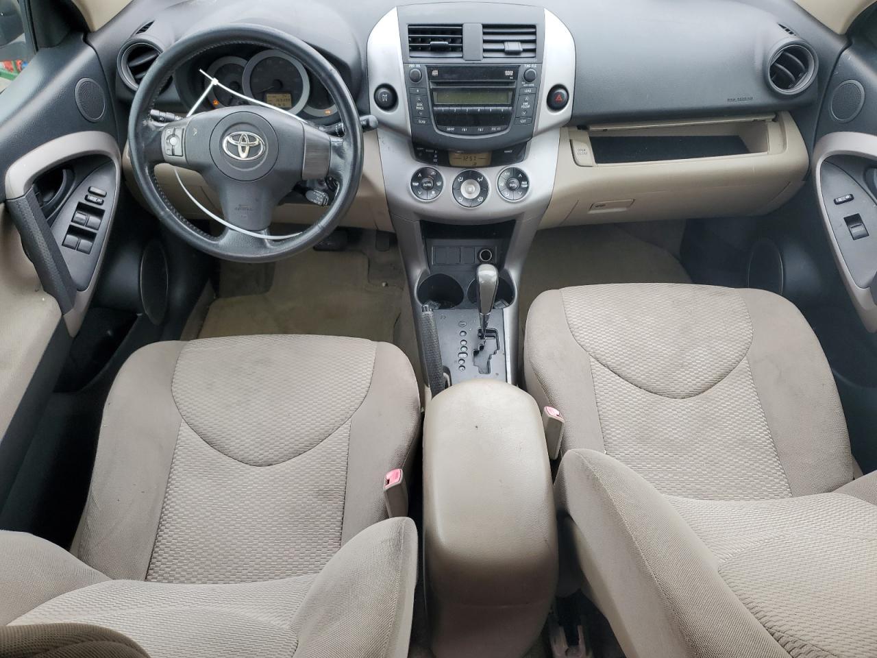 2008 Toyota Rav4 Limited VIN: JTMBD31V886070623 Lot: 63027204