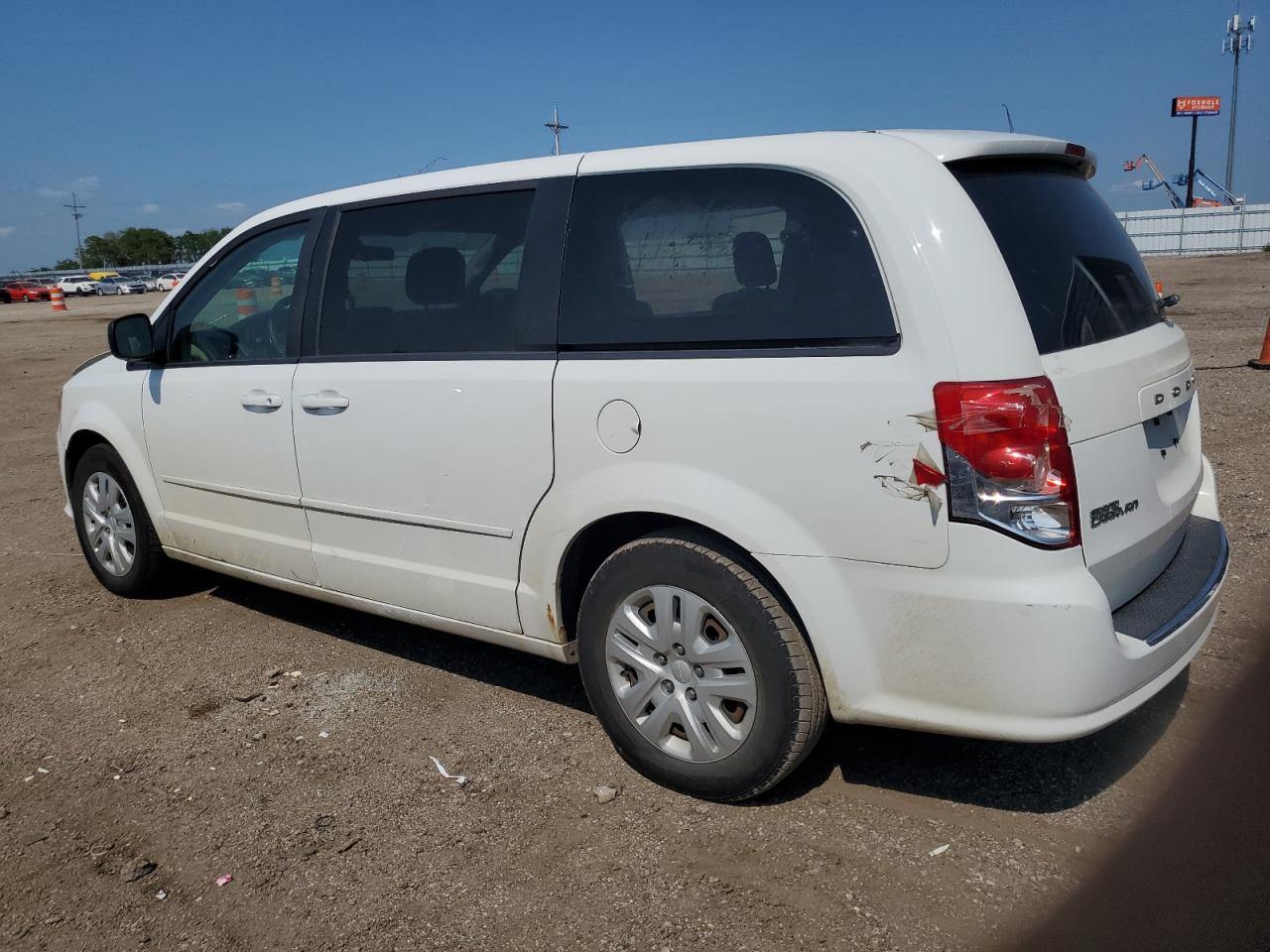 2015 Dodge Caravan - Image 2