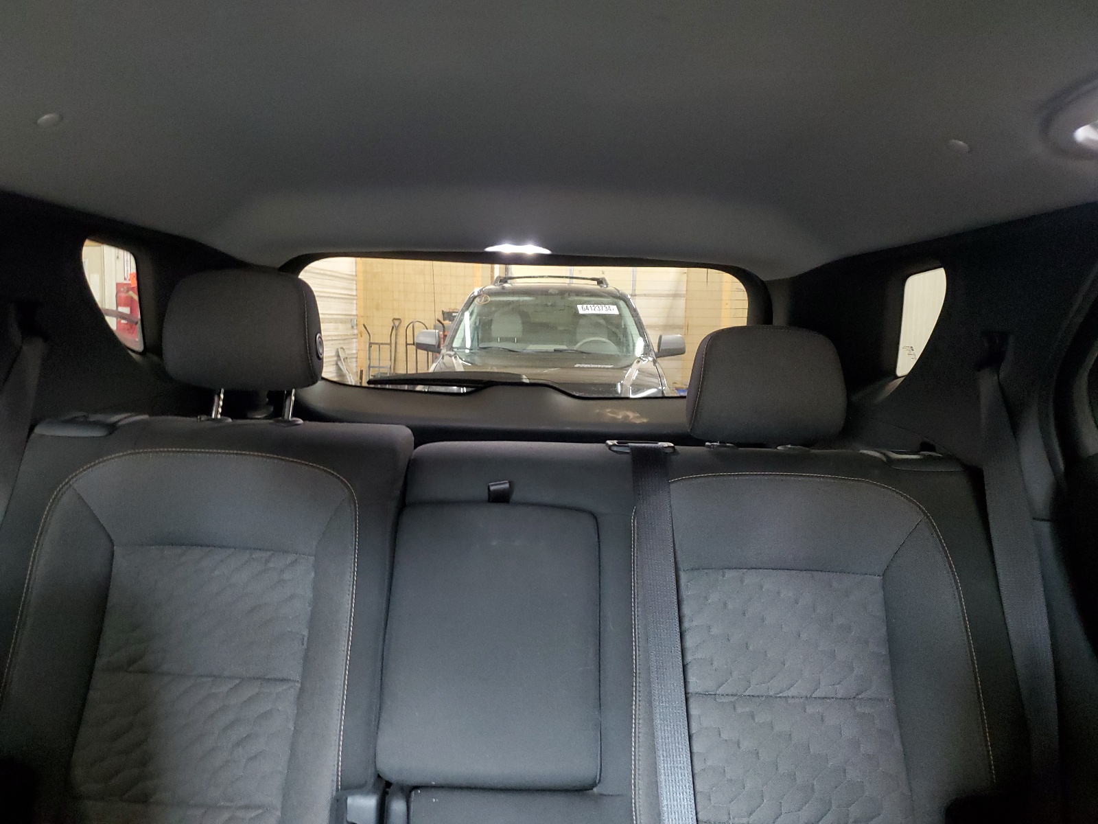 3GNAXJEV6JS602056 2018 Chevrolet Equinox Lt