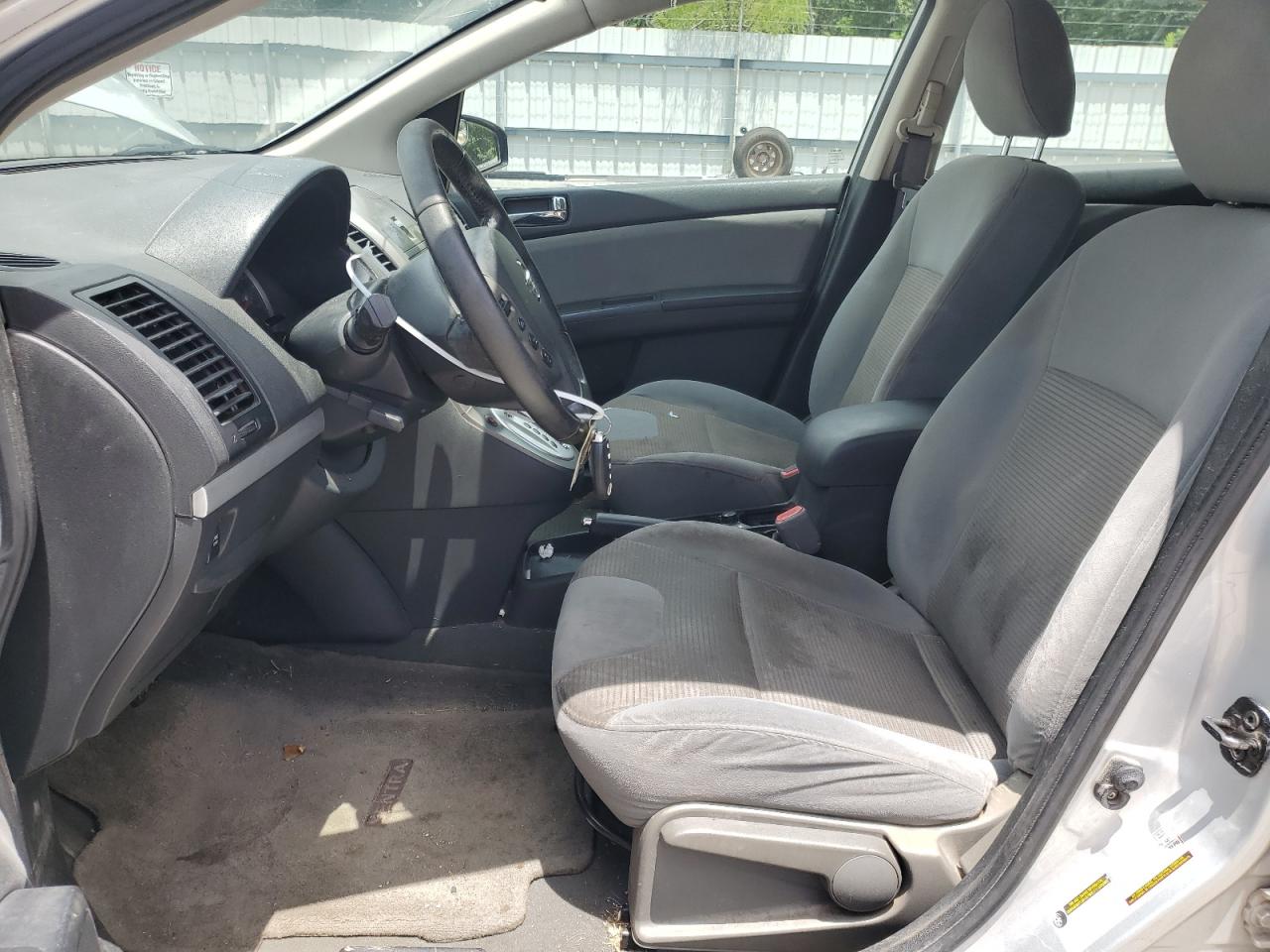 2011 Nissan Sentra 2.0 VIN: 3N1AB6AP3BL610139 Lot: 63848564