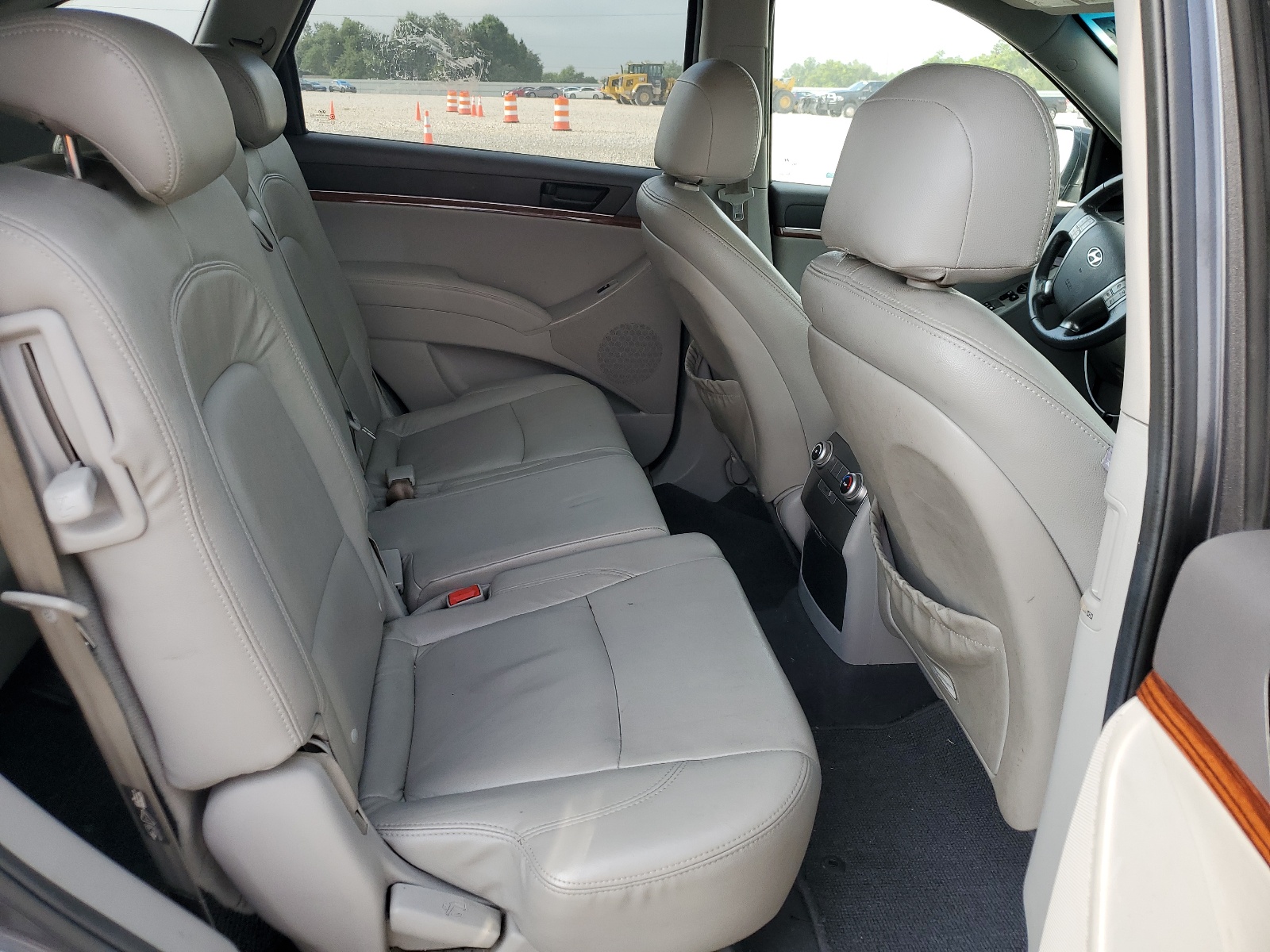 KM8NU4CC1AU117874 2010 Hyundai Veracruz Gls