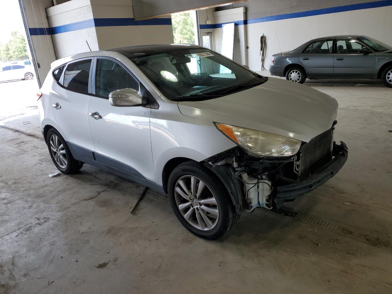 2010 Hyundai Tucson Gls VIN: KM8JU3AC4AU030823 Lot: 60573364