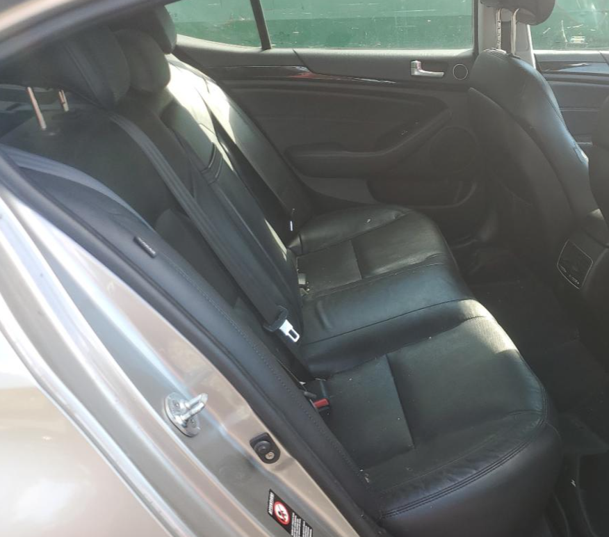 KNALN4D72F5182600 2015 Kia Cadenza Premium