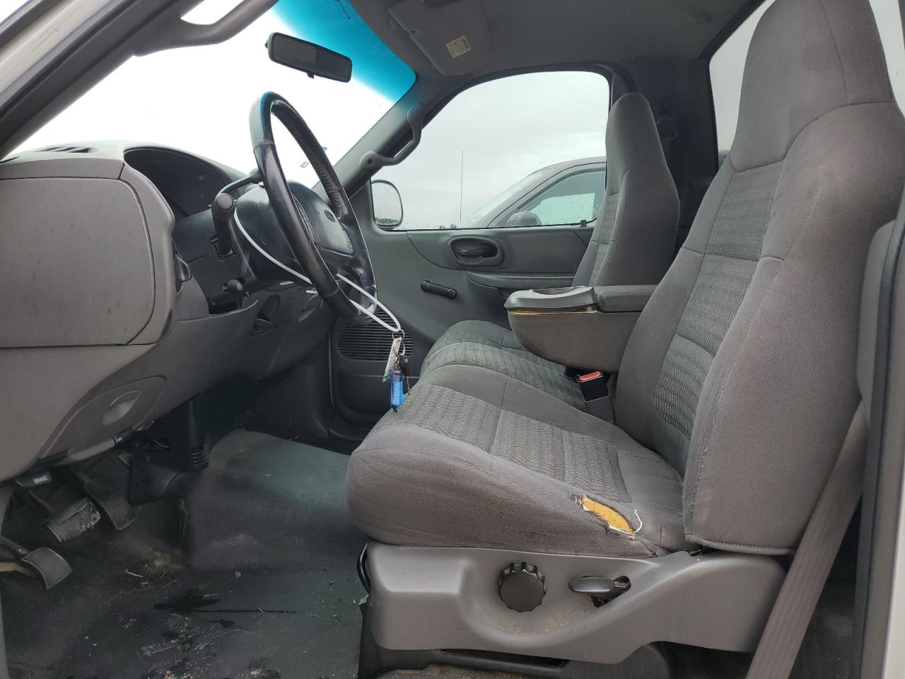 2002 Ford F150 VIN: 1FTRF172X2NA85034 Lot: 64505334