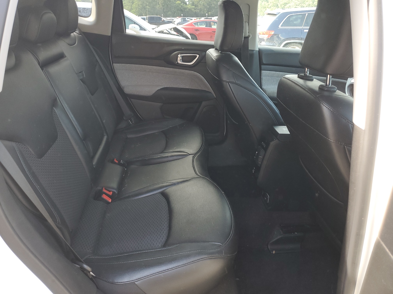 3C4NJDBB5NT114885 2022 Jeep Compass Latitude