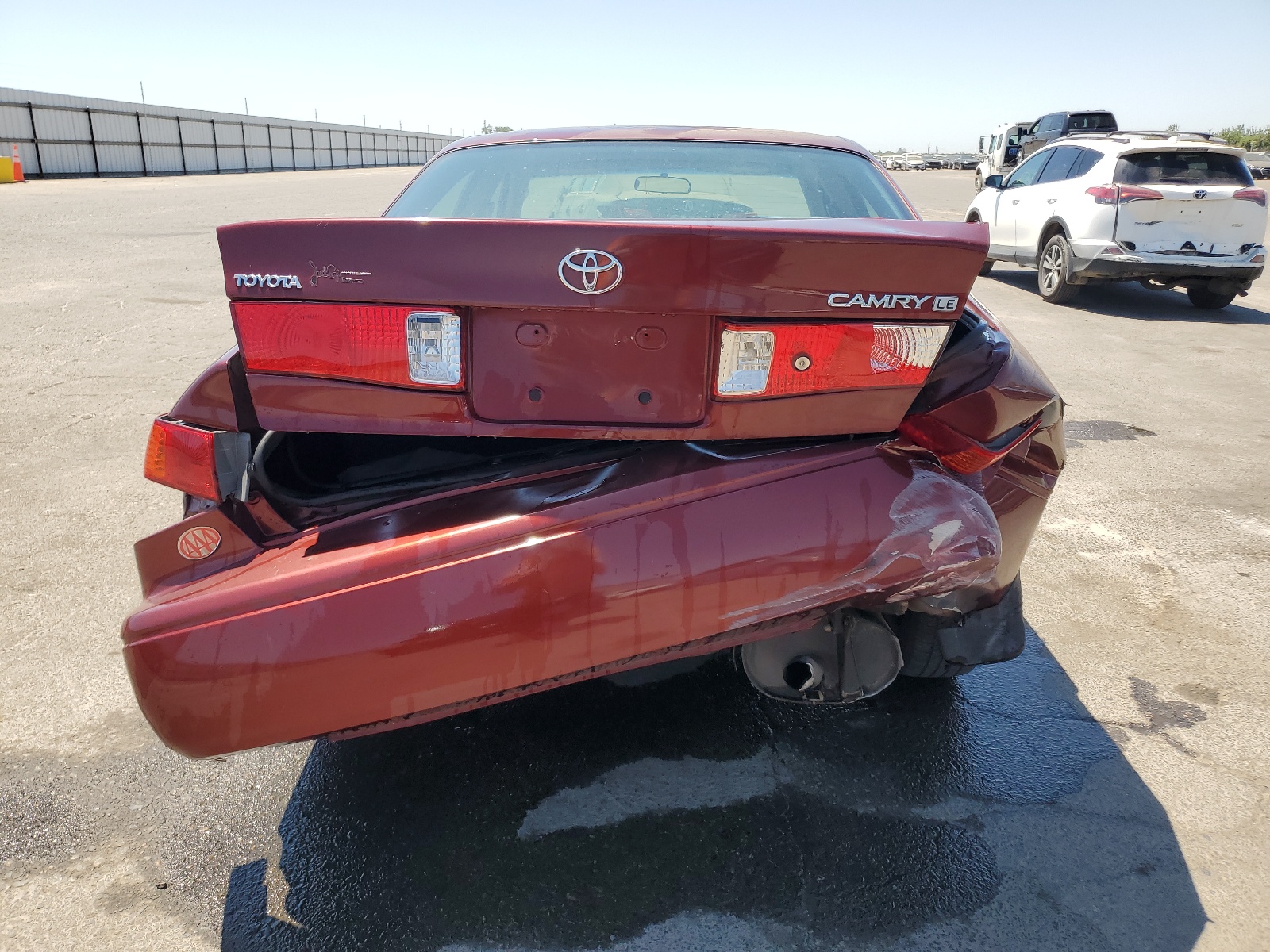 4T1BG22K1YU692672 2000 Toyota Camry Ce