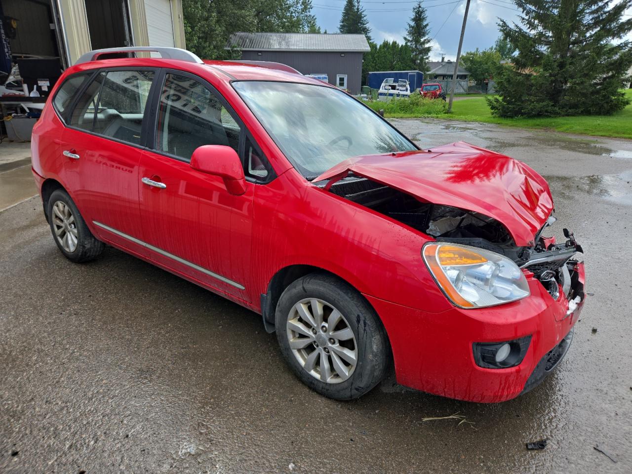 2012 Kia Rondo VIN: KNAHH8A89C7402977 Lot: 62392524