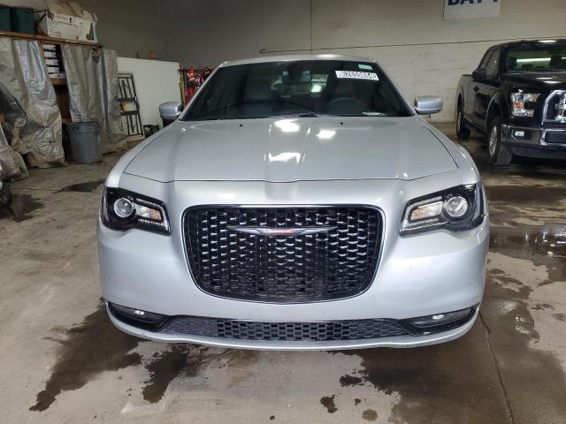  CHRYSLER 300 2023 Сріблястий