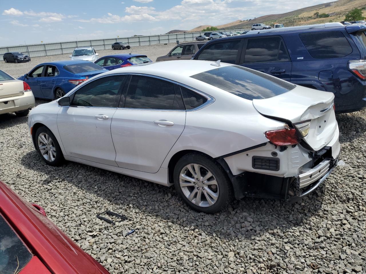 2015 Chrysler 200 Limited VIN: 1C3CCCAB4FN592590 Lot: 63211744