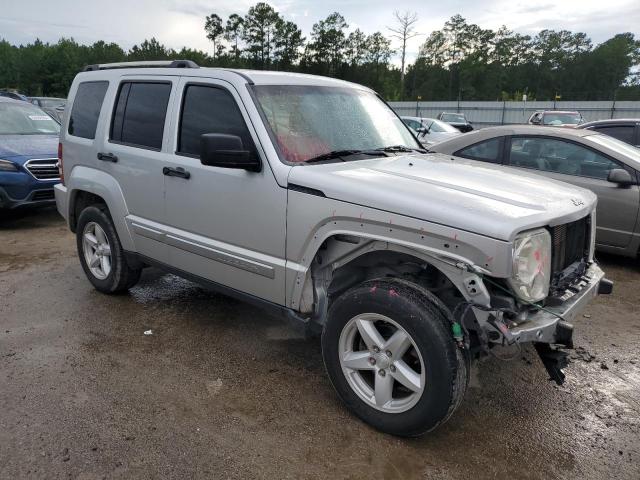  JEEP LIBERTY 2012 Srebrny