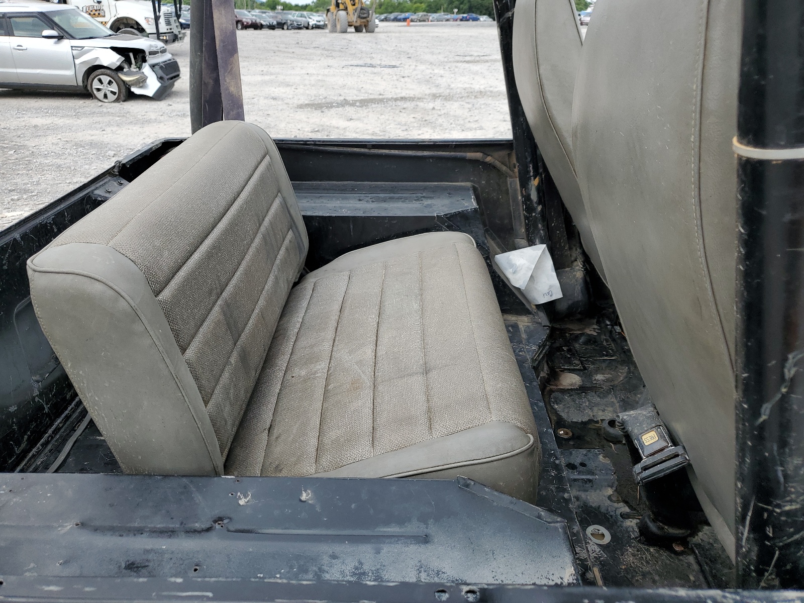 1J4FY19P7RP425917 1994 Jeep Wrangler / Yj S