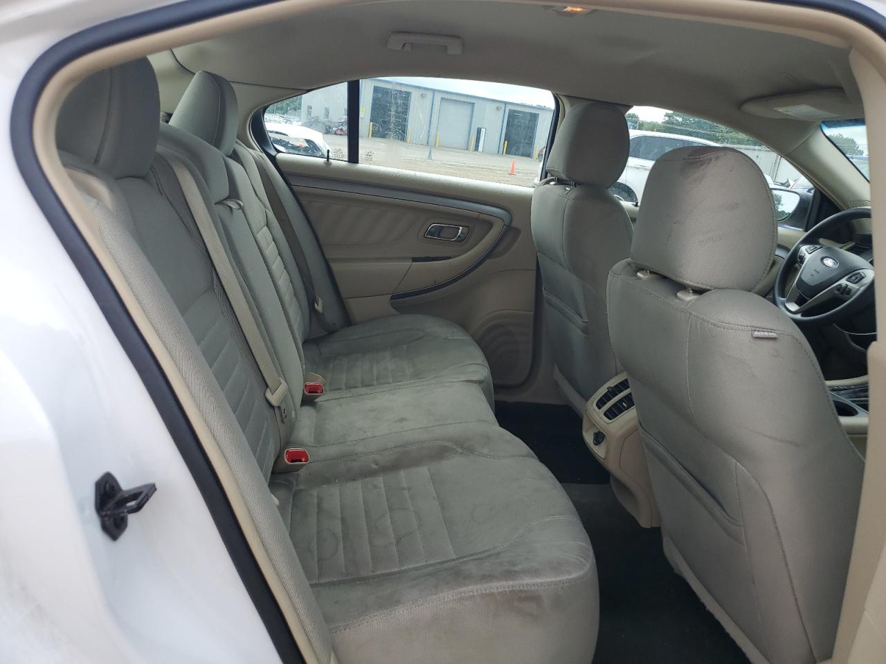 2013 Ford Taurus Se VIN: 1FAHP2D8XDG221943 Lot: 64669484