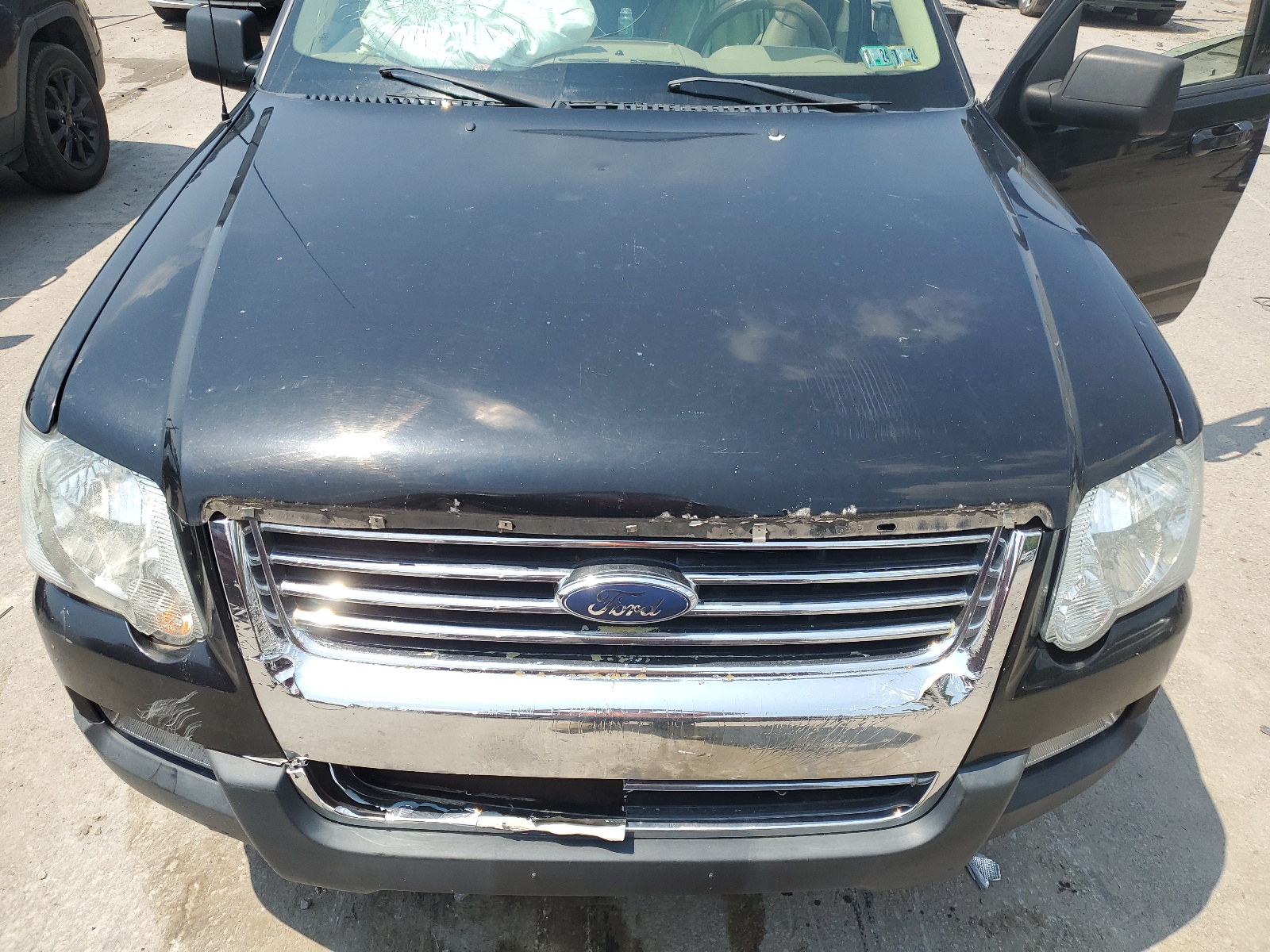 1FMEU73E77UA93897 2007 Ford Explorer Xlt